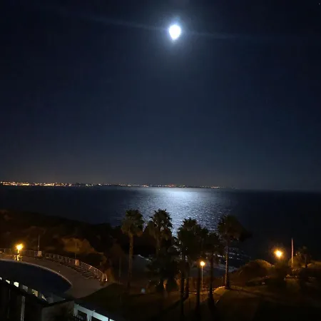 Silver Moon House *